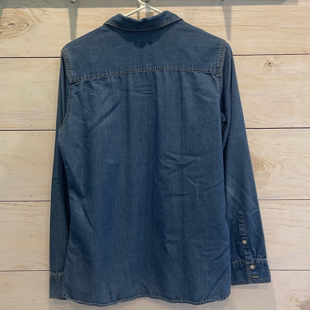 Eddie Bauer button down - Picture 4 of 4